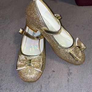 Gold dress shoes